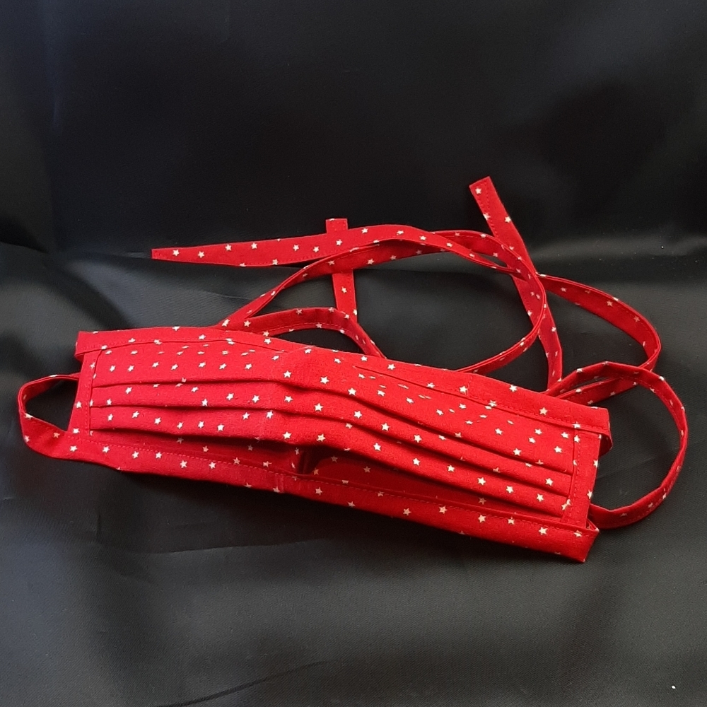 Reusable Face Mask with metal nose strip
